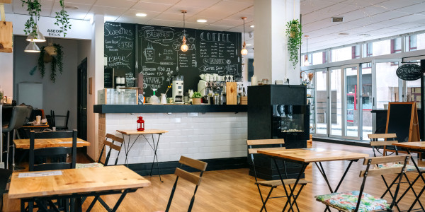 Tramitación de Licencias Apertura / Actividad y Permisos en Pirineus · Permisos de Apertura Bares / Cafeterías